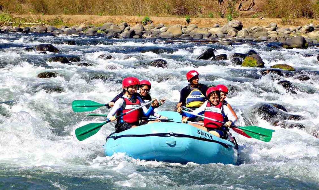 River Rafting in Sikkim Packages__