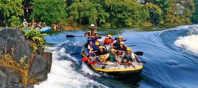 River Rafting in Teesta