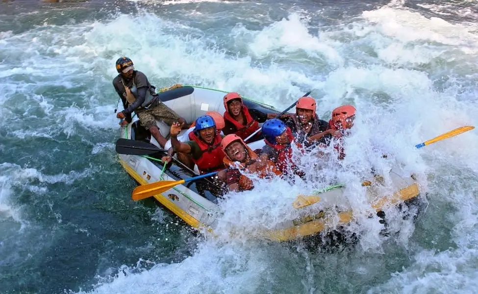 River Rafting in Teesta