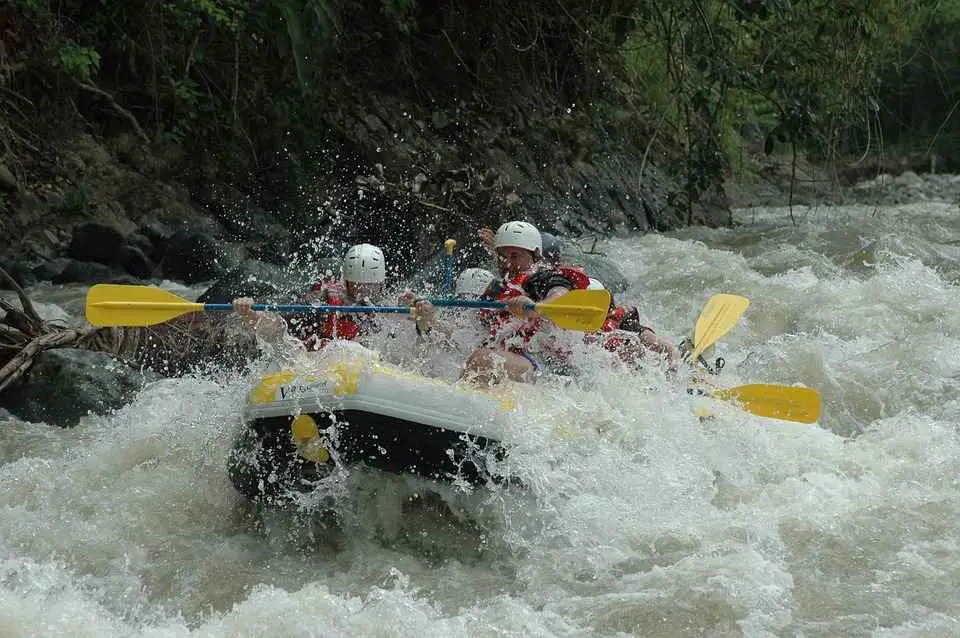 White Water Rafting in Teesta River
