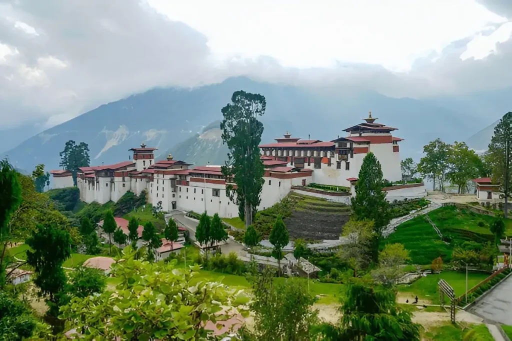 7. Trongsa: The Historical Stronghold​